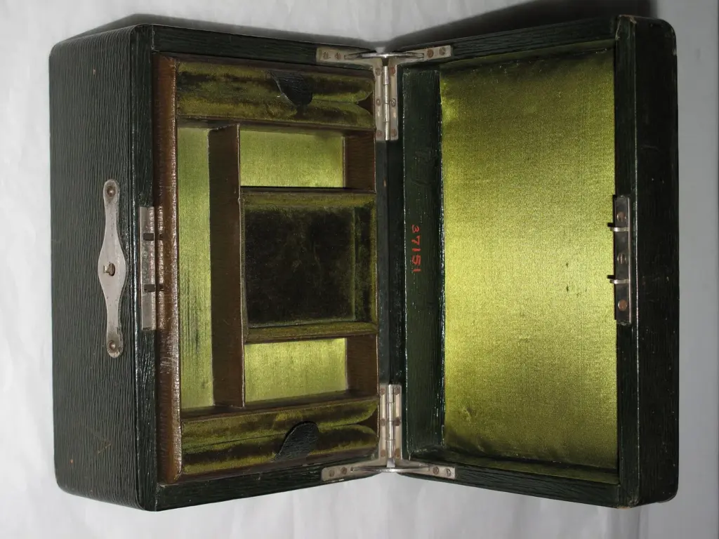 a2.com storage box 07