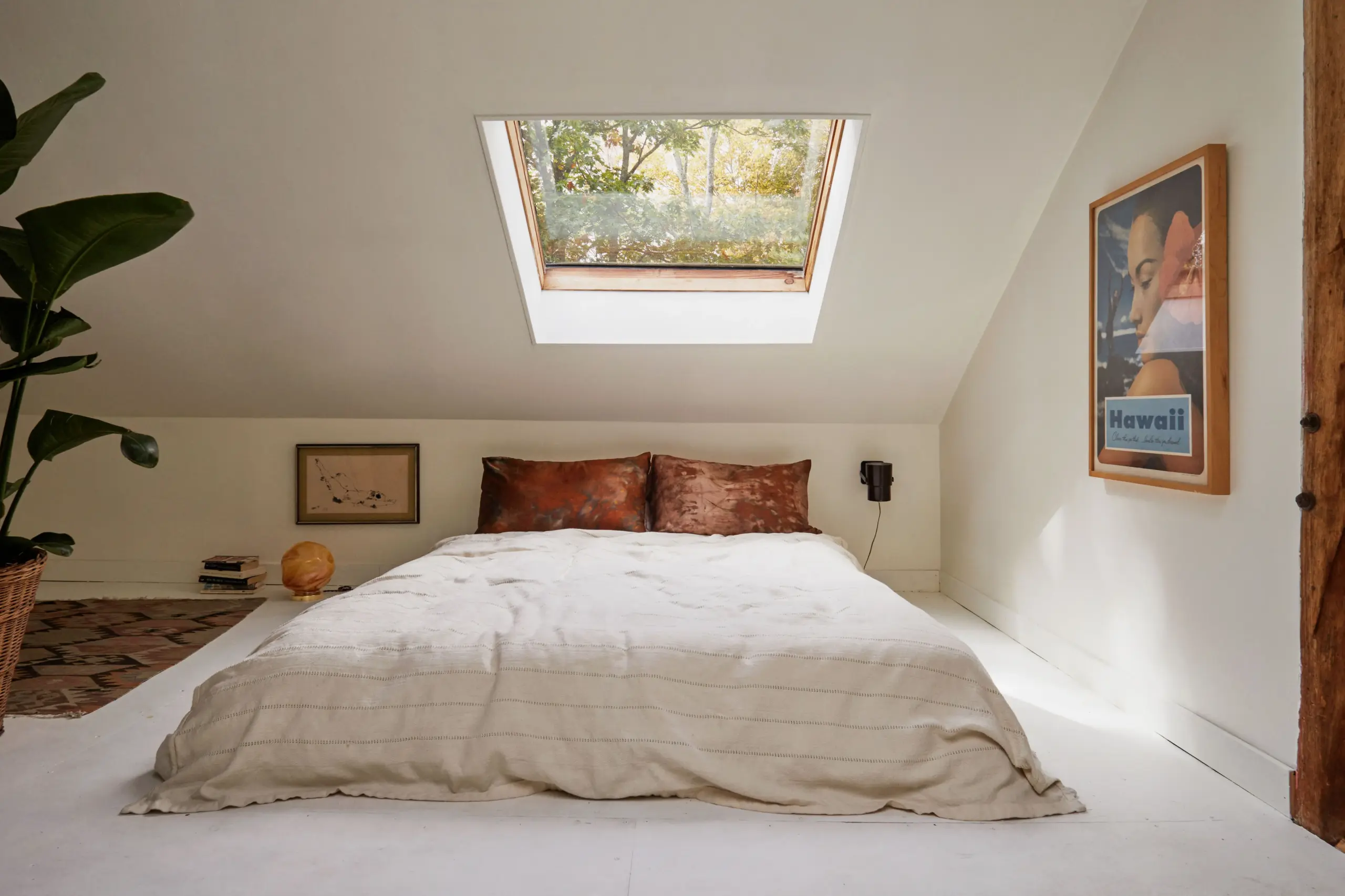 Spring Refresh: Hosting, Home, and Outdoor Comfort in 2026